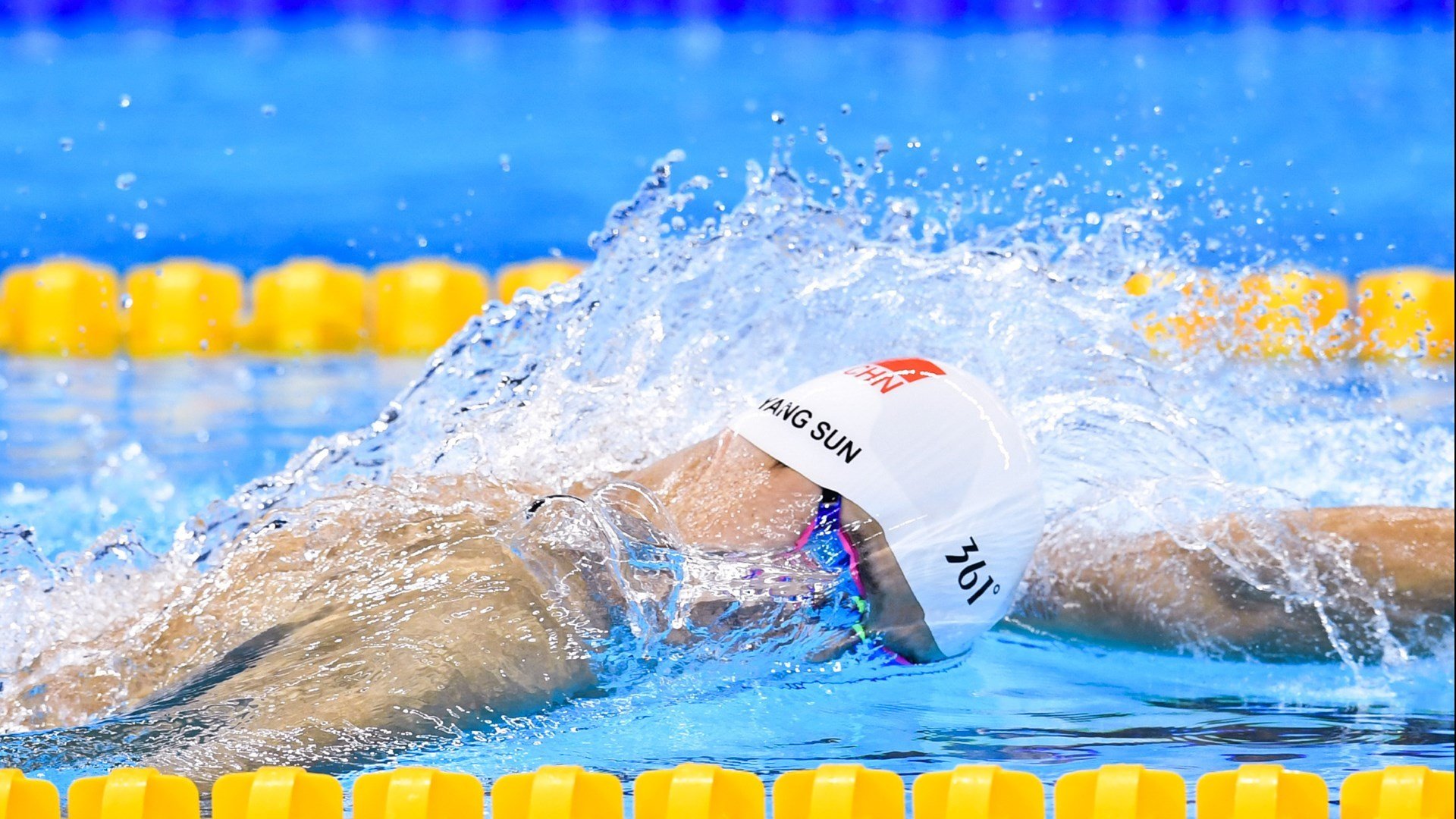 _生态户外跑：绿色环保的自然体验_，户外运动环保